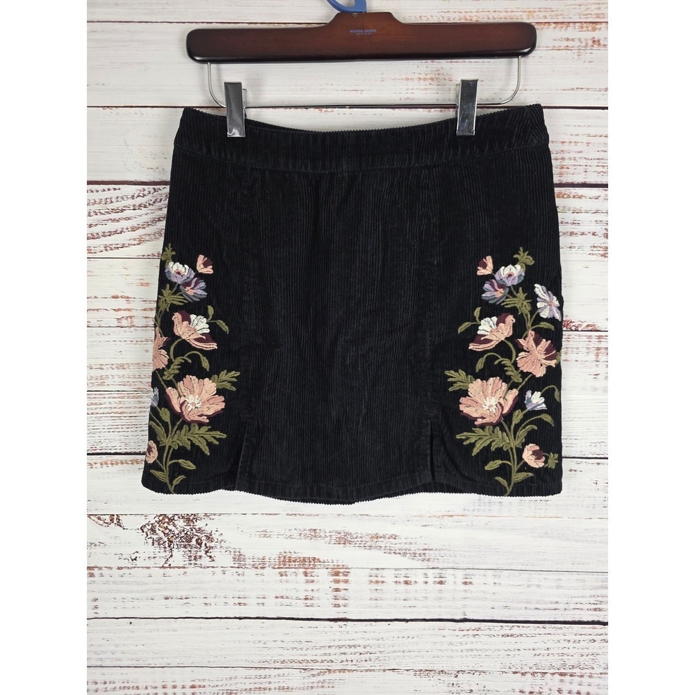 American Eagle Corduroy Mini Skirt 4 Womens Black Embroidered Back Zipper
